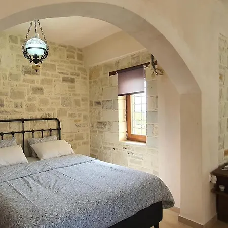 Aelia Iii Apartment Kamilari